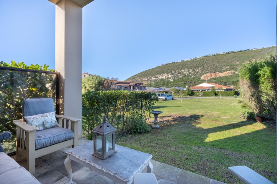 3 Bedroom Property for Sale in Whale Rock Gardens Western Cape